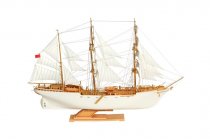 Сборная модель Учебно-парусное судно "Товарищ" арт.С-178